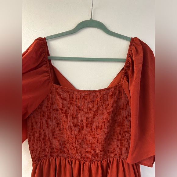 New with tags size Xl dress with smocked stretchy back. - Picture 2 of 2